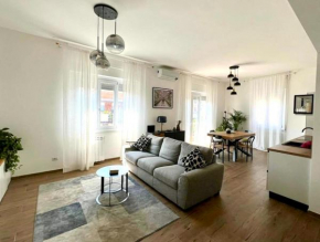 Rome With Friends - 2 bedrooms and amazing living room
